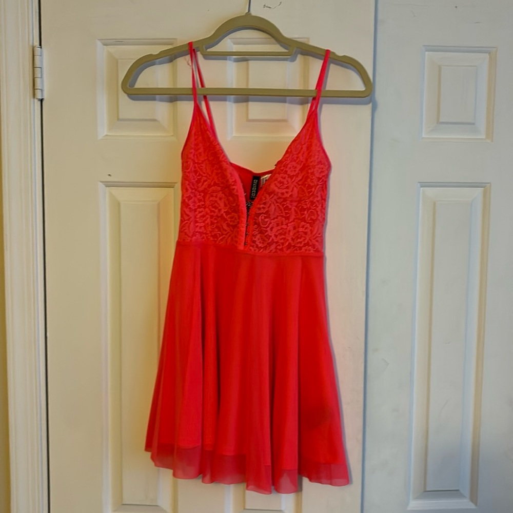 H&M DIVIDED Hot Pink Dress size 4 with lace up top NWT never worn